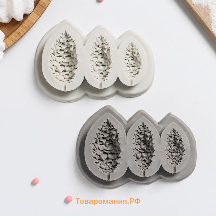 Молд для заливки новогодний  «Шишки», силикон, 10.5×7 см, розовый