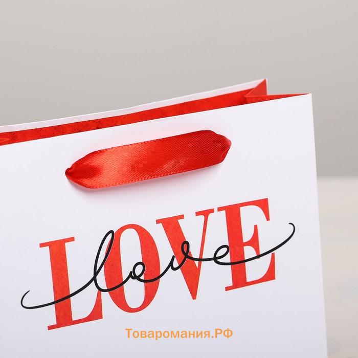 Пакет подарочный ламинированный горизонтальный, упаковка, «LOVE», S 15 x 12 х 5,5 см